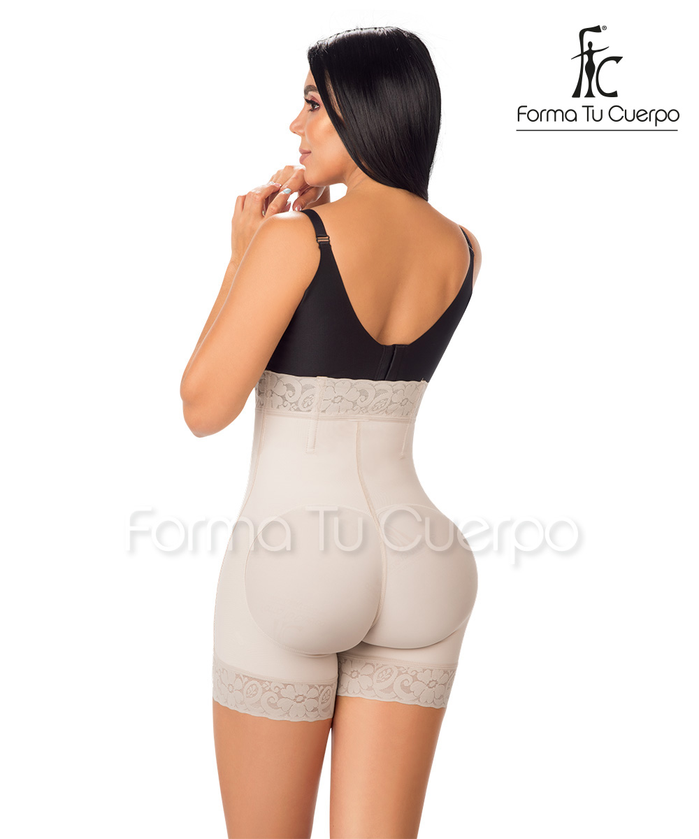 Short Media Pierna Beige